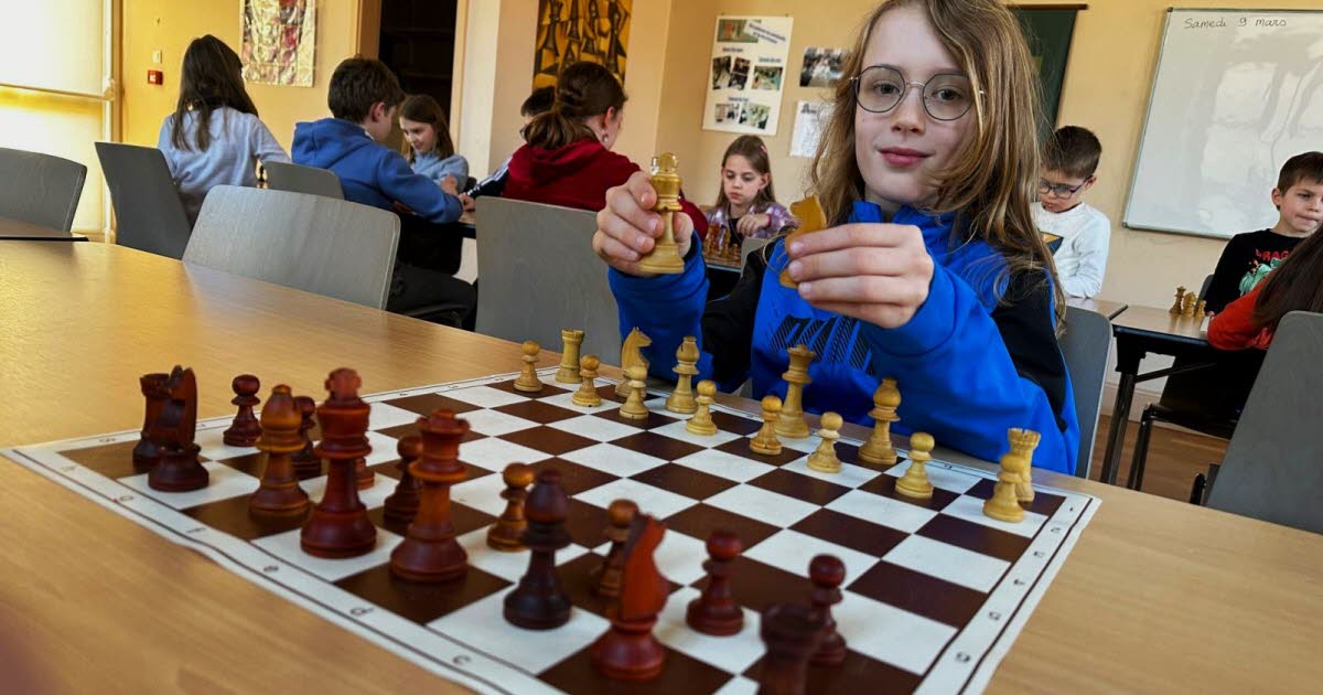 萨尔格米纳。 10 岁的国际象棋之王阿洛伊斯·贝尔斯格玛 (Aloïs Bersgma) 正在奔赴法国冠军之路